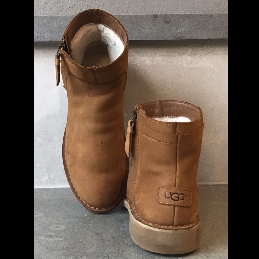 UGG Zip Up Chestnut Ankle Bootie, Sz 9